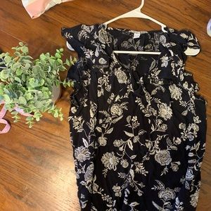 Old navy rayon ruffled sleeveless shirt